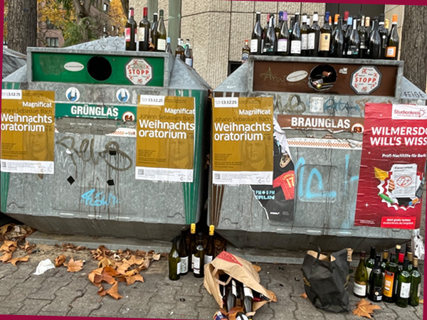Flaschencontainer in Wilmersdorf (Foto: AS)