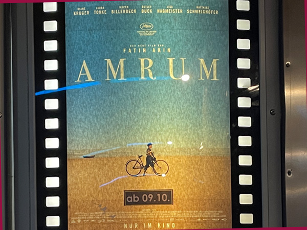 Filmplakat zu Amrum (Foto: AS/TM & ©2025 Warner Bros. Entertainment Inc)