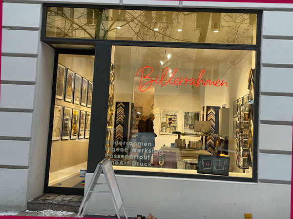 Eingang DER BILDERRAHMEN (Foto: AS)