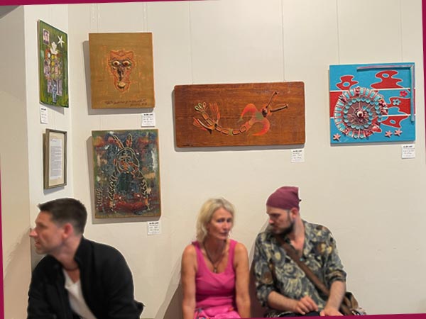 Blick in die Ausstellung "Körper und Geister", Foto: AS